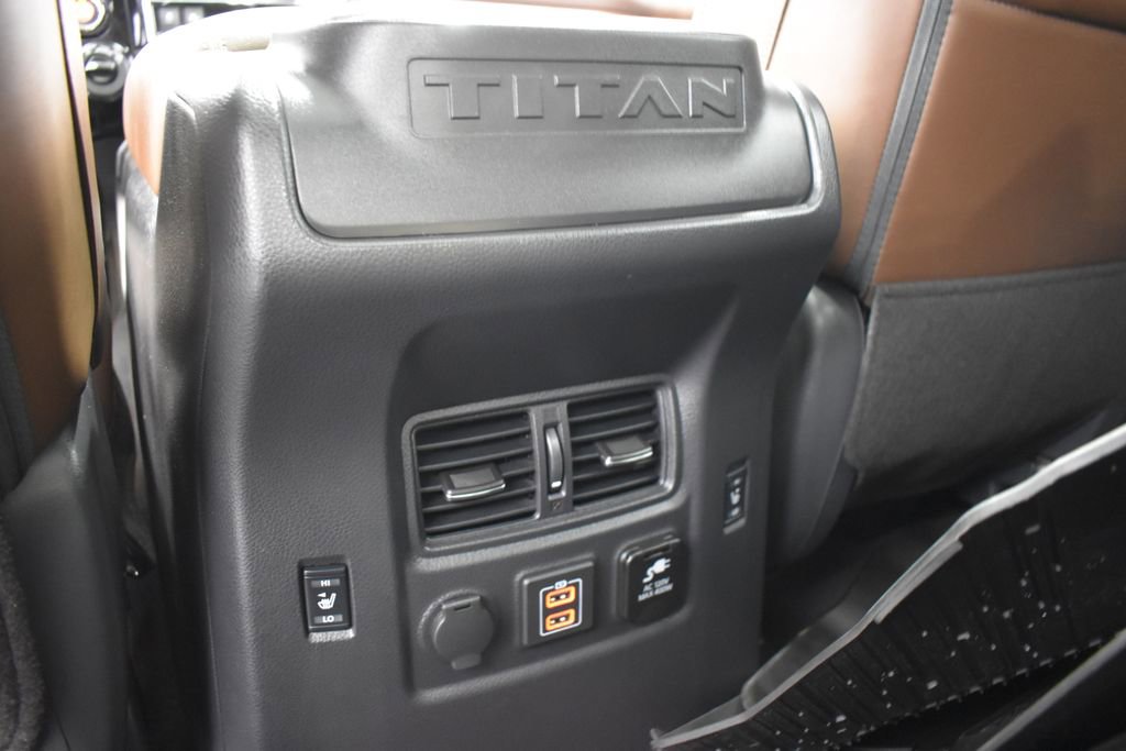 Certified 2023 Nissan Titan Platinum Reserve w/ Moonroof Package AWD/4WD image 36