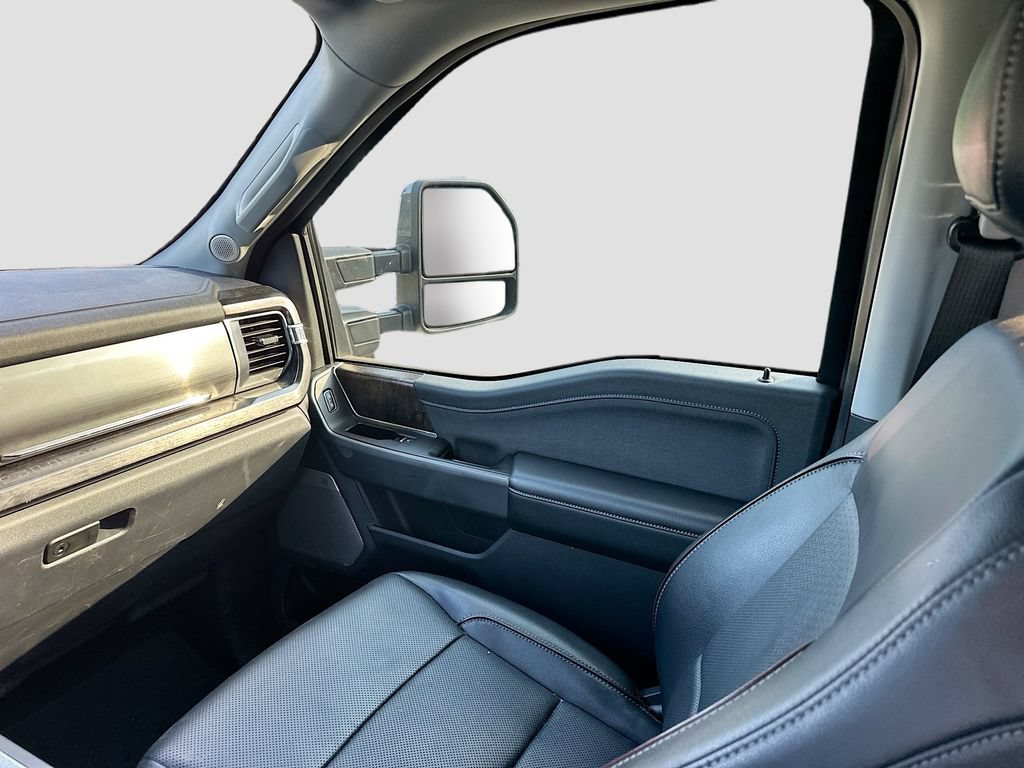 Used 2023 Ford F250 Lariat w/ Lariat Ultimate Package AWD/4WD image 25
