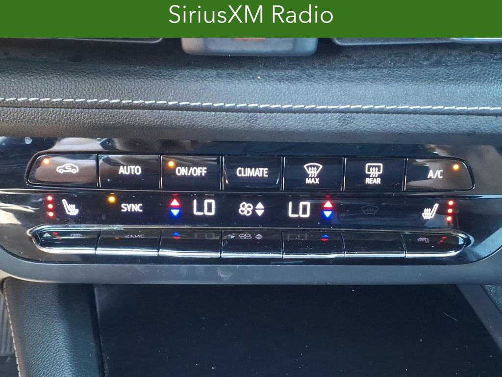 Certified 2021 Buick Envision Preferred FWD image 21