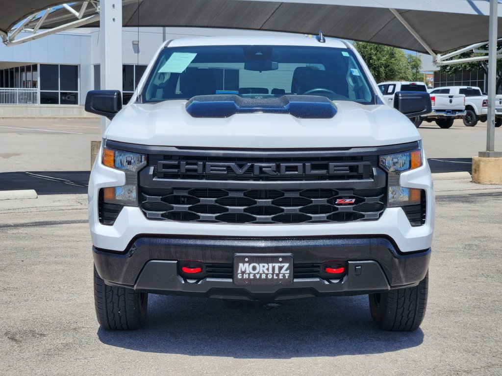 Used 2025 Chevrolet Silverado 1500 Custom Trail Boss AWD/4WD image 2