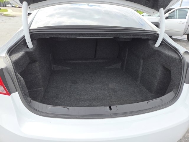 Used 2018 Chevrolet Impala LT FWD image 9
