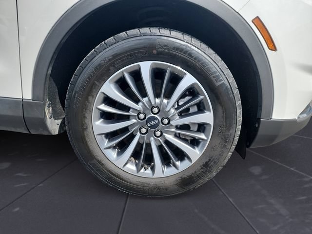 Used 2023 Lincoln Nautilus FWD image 18