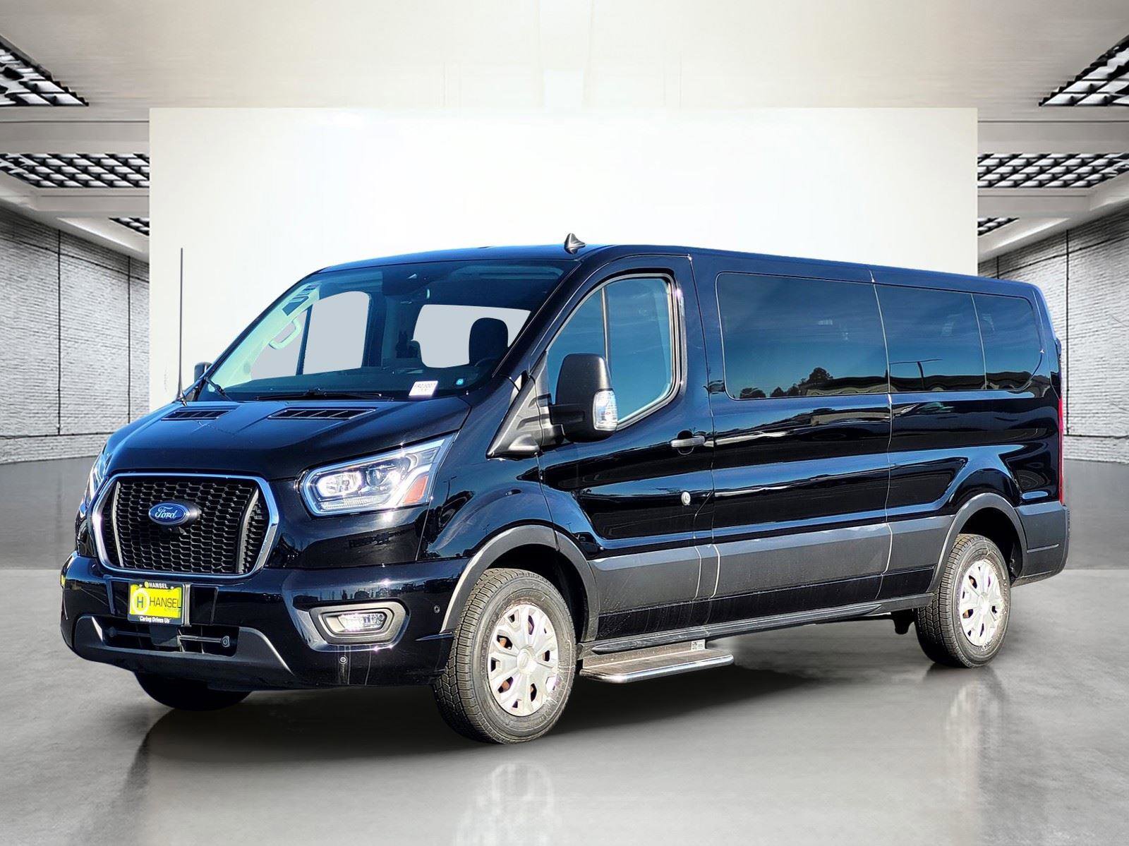 Used 2023 Ford Transit 350 XLT image 5