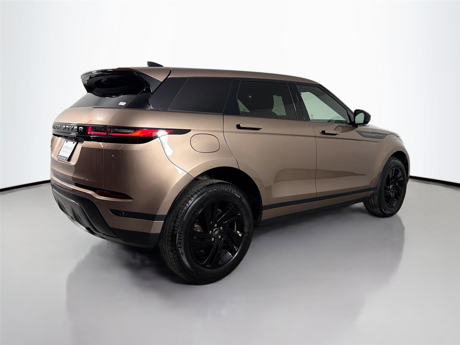 Certified 2025 Land Rover Range Rover Evoque S AWD/4WD image 5