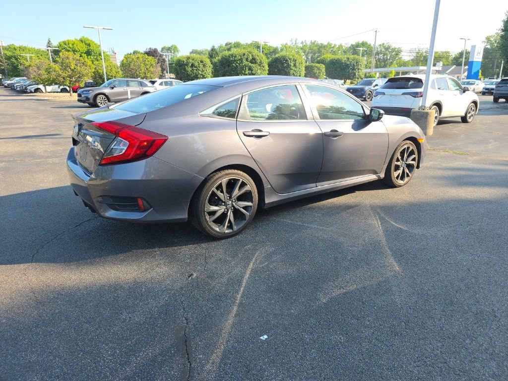 Used 2019 Honda Civic Sport image 8