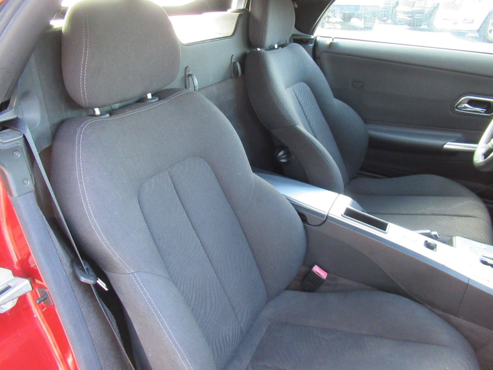 Used 2007 Chrysler Crossfire Convertible w/ Special Edition Group RWD image 9