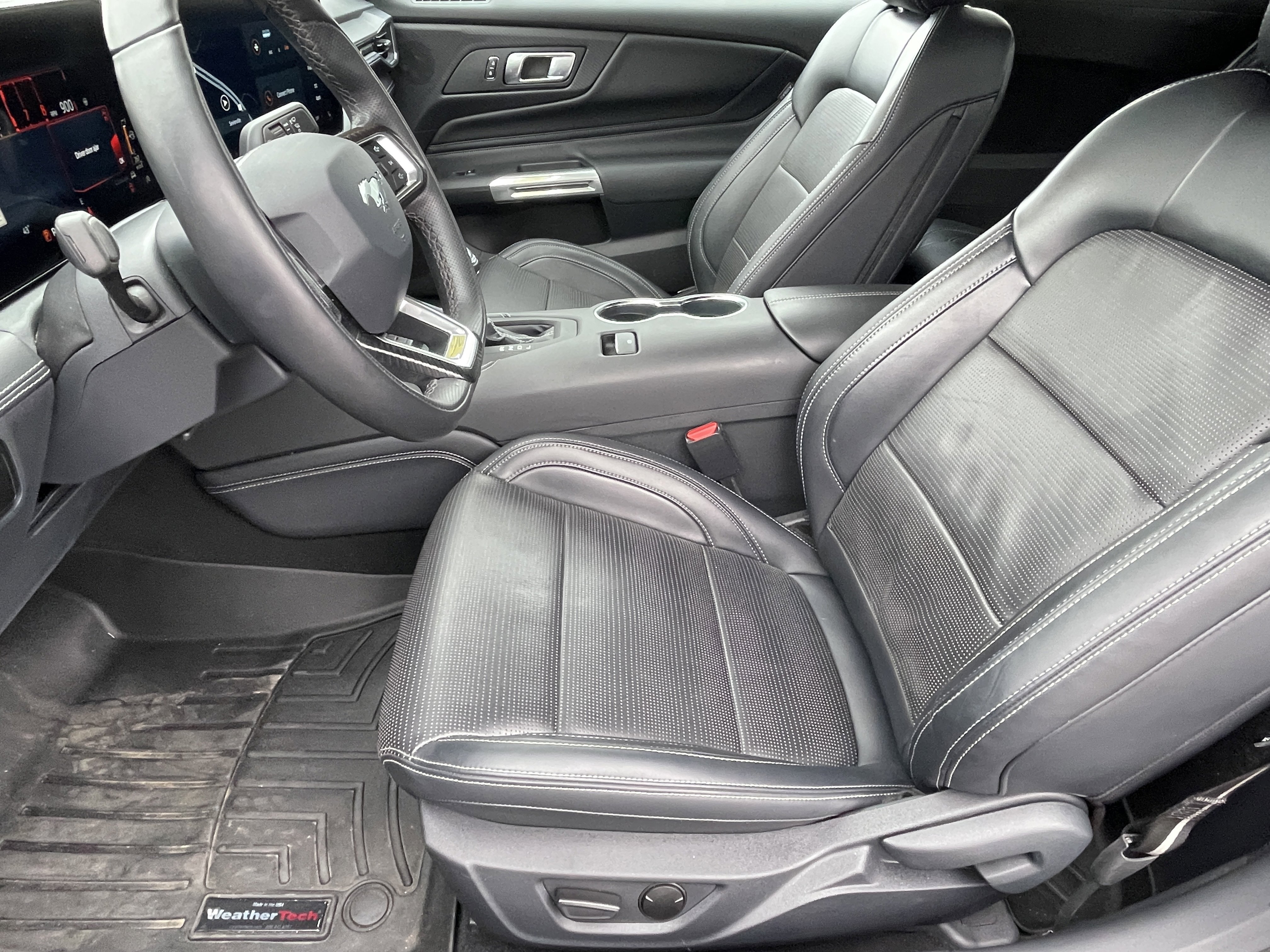 Used 2024 Ford Mustang Premium image 19