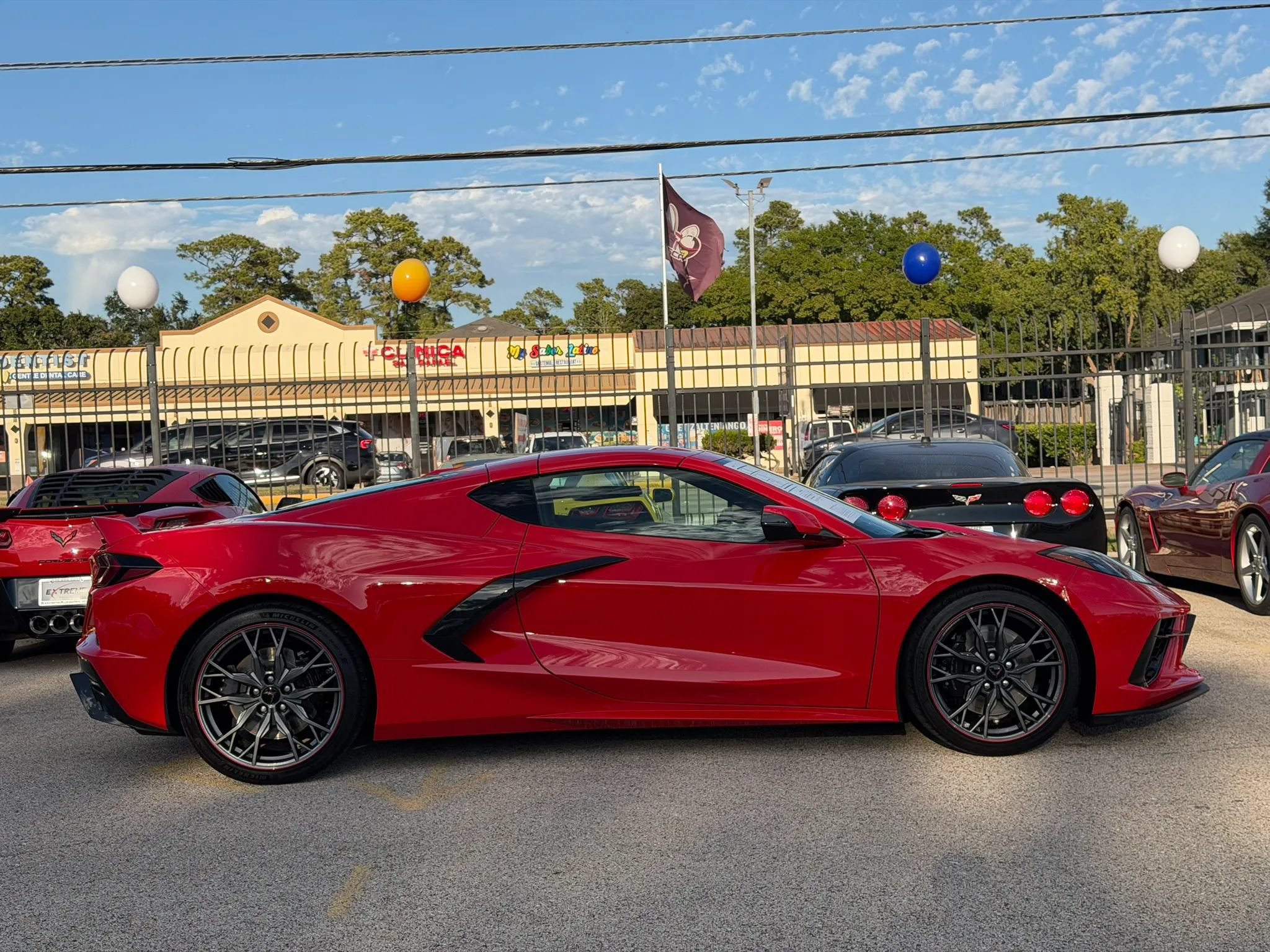Used 2023 Chevrolet Corvette Stingray Premium Cpe w/ Z51 Performance Package RWD image 11