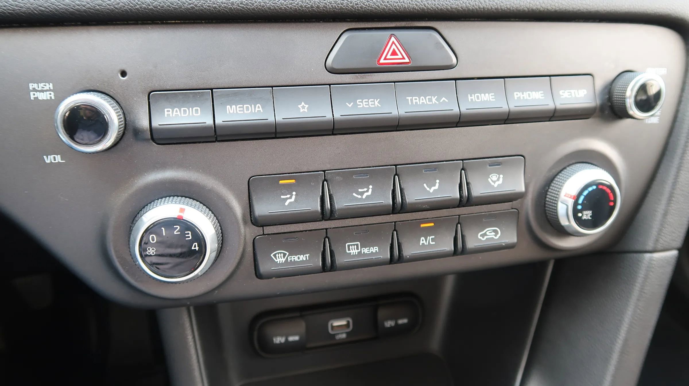 Used 2022 Kia Sportage LX image 28