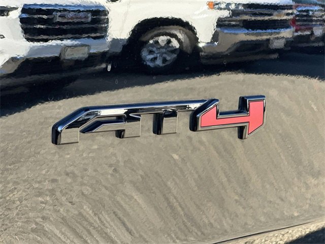 Used 2023 GMC Yukon XL AT4 w/ AT4 Premium Package image 32