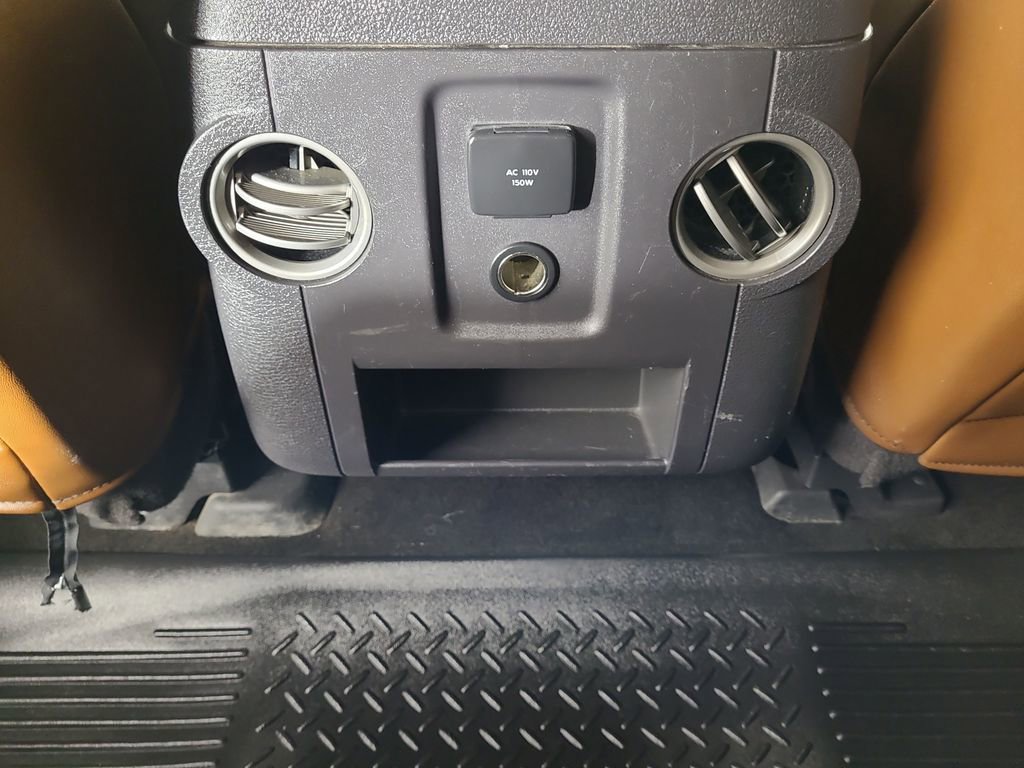 Used 2016 Ford F250 Platinum w/ FX4 Off-Road Package AWD/4WD image 17