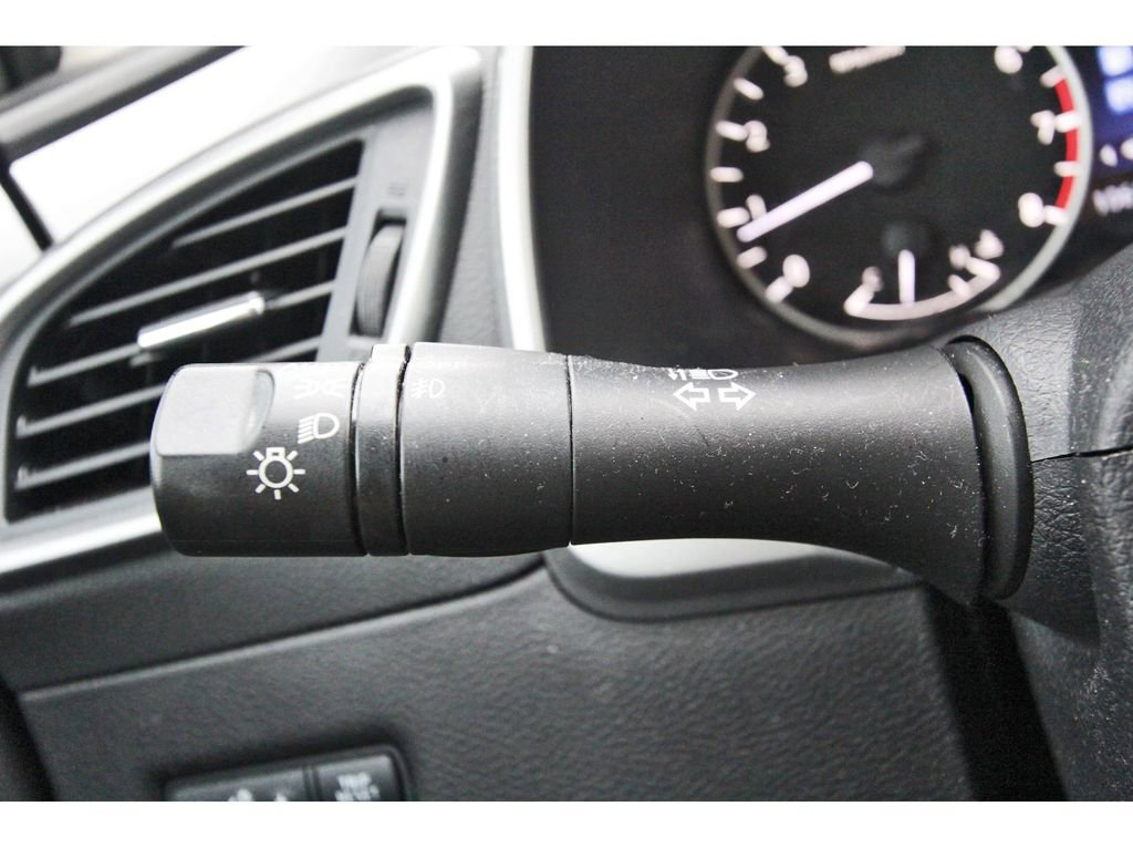 Used 2021 Nissan Murano SL w/ SL Moonroof Package image 11