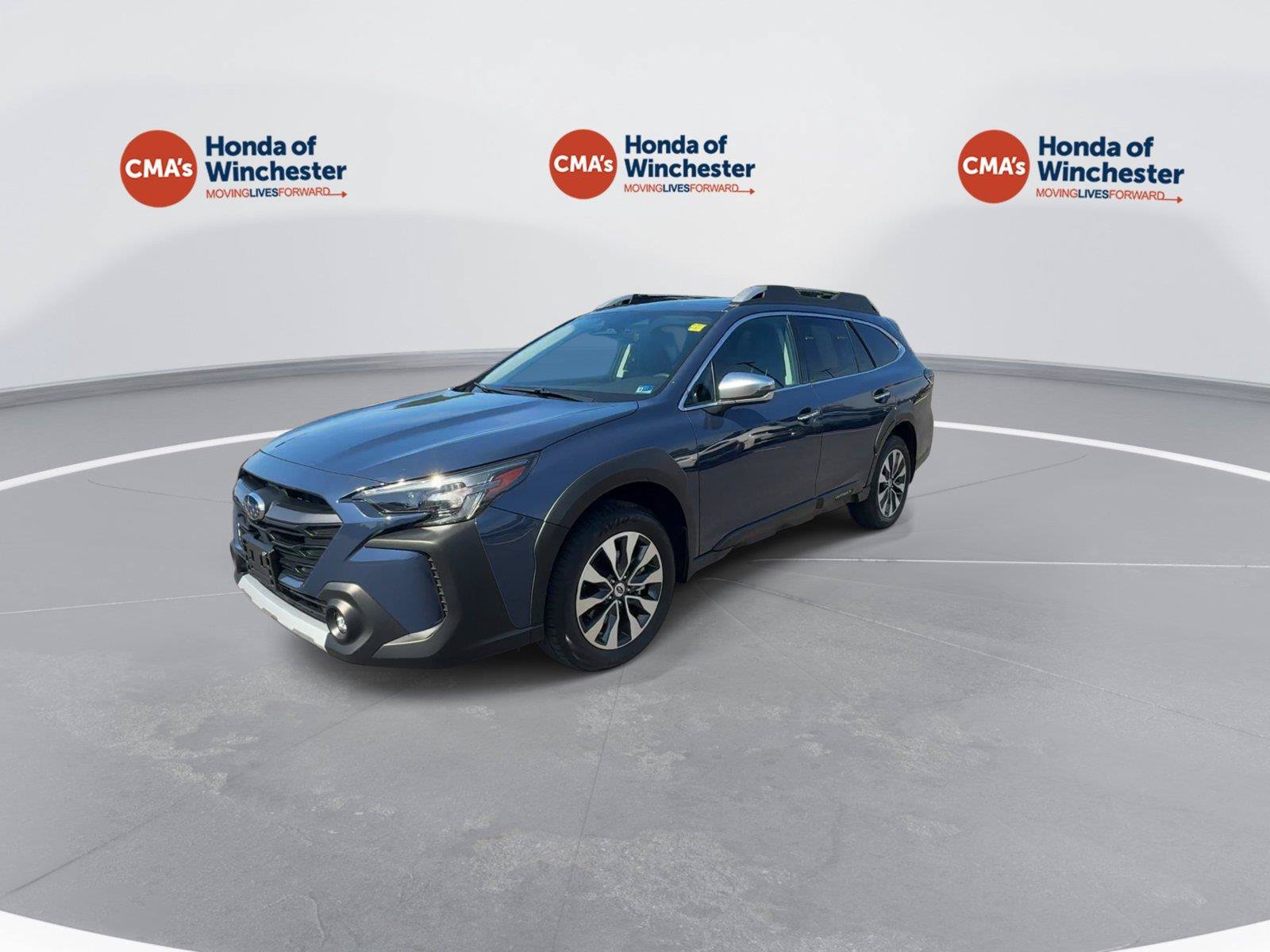 Used 2025 Subaru Outback Touring XT AWD/4WD image 4