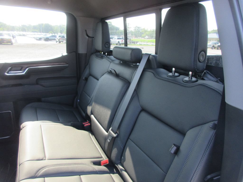 New 2026 GMC Sierra 1500 SLT w/ SLT Premium Plus Package AWD/4WD image 13