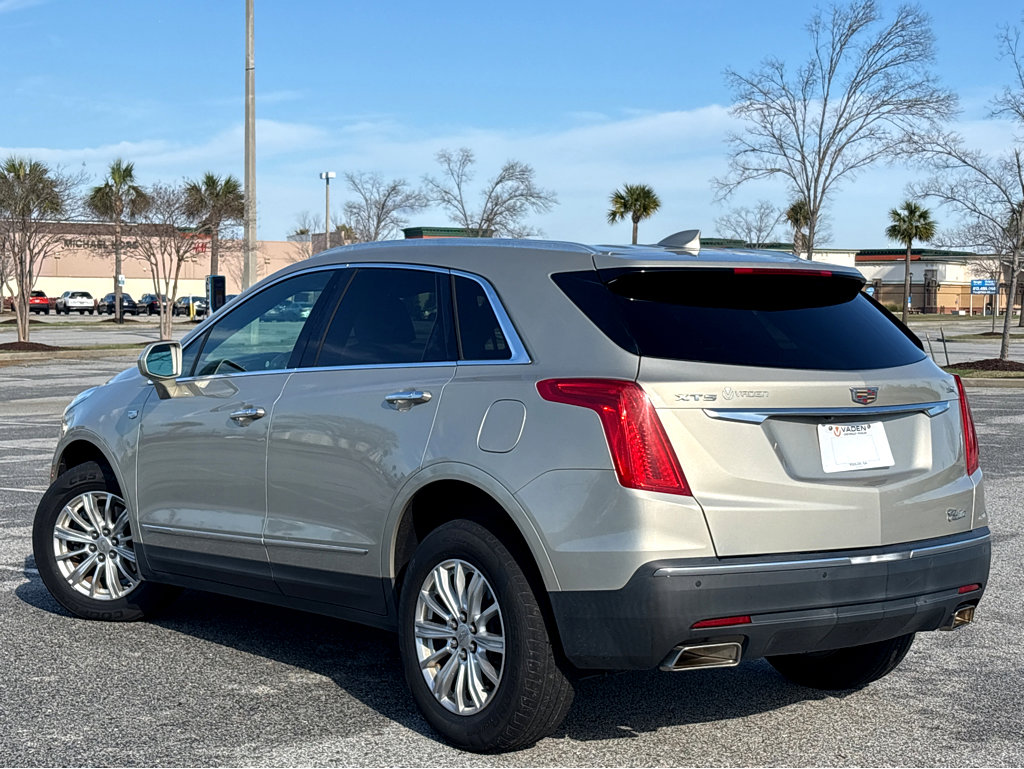 Used 2017 Cadillac XT5 FWD image 18