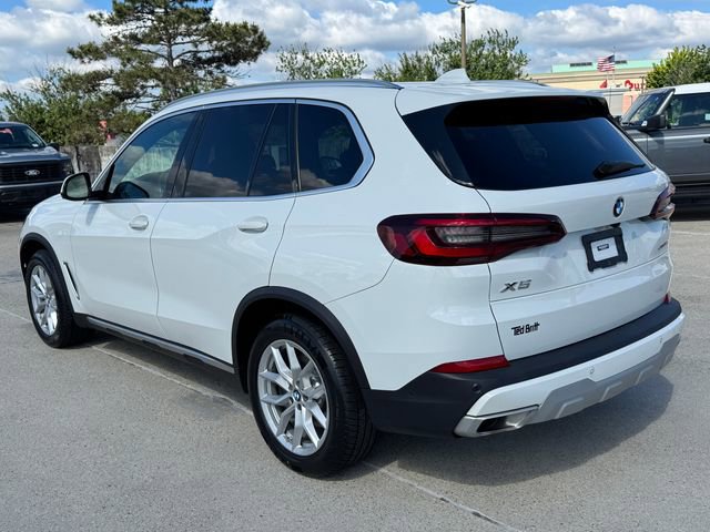 Used 2023 BMW X5 xDrive40i w/ Premium Package AWD/4WD image 8