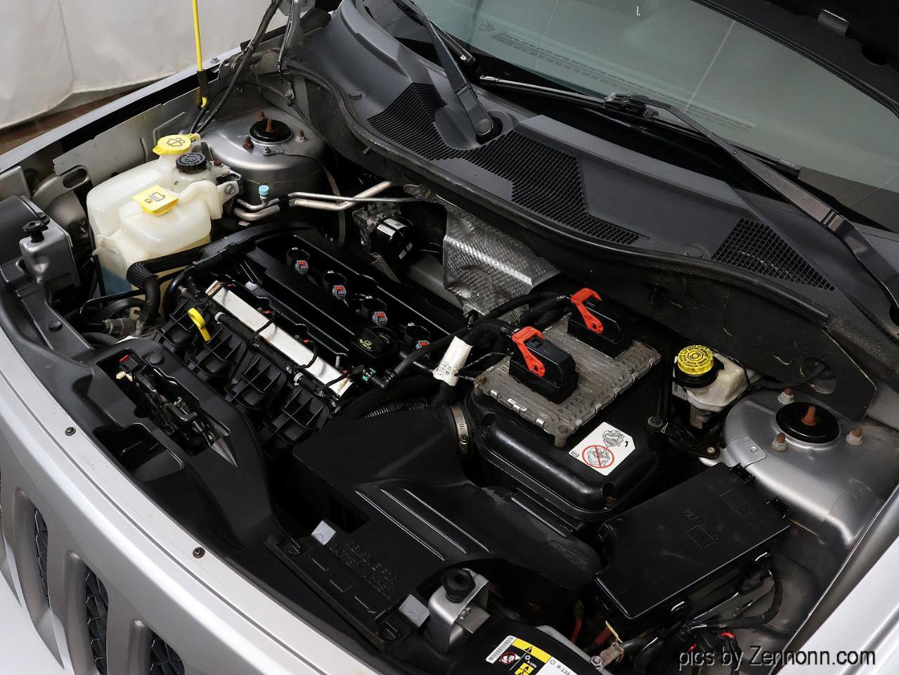 Used 2016 Jeep Patriot High Altitude FWD image 34