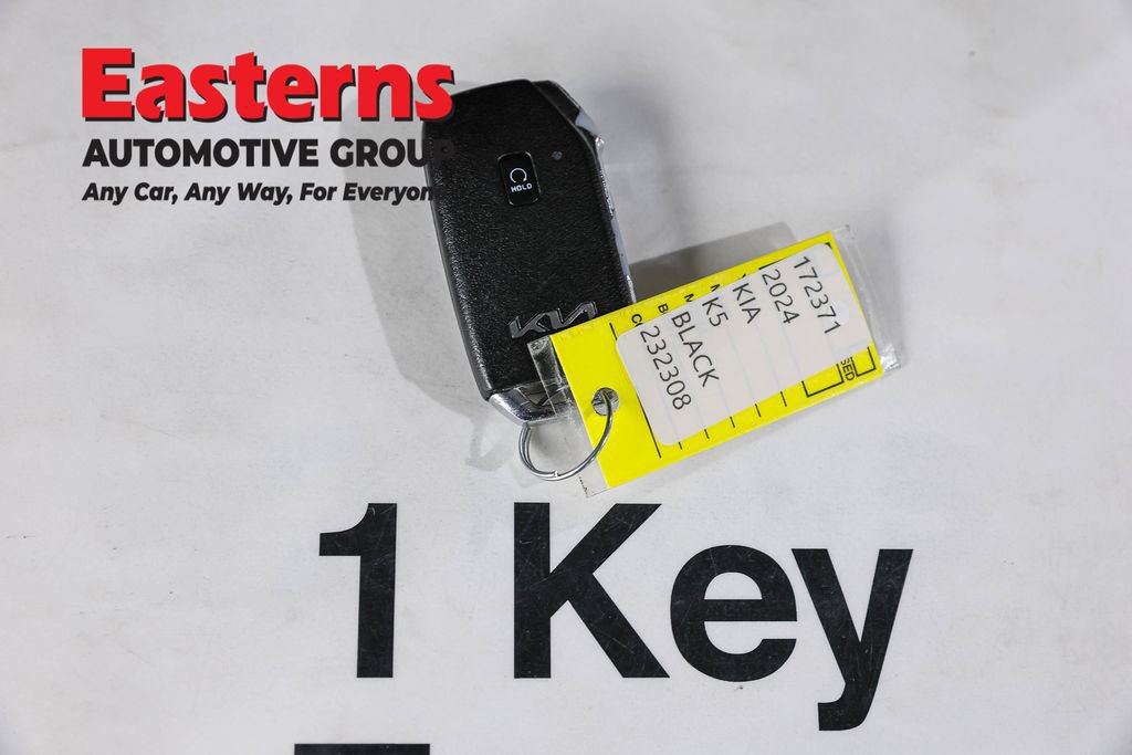 Used 2024 Kia K5 GT-Line AWD/4WD image 26