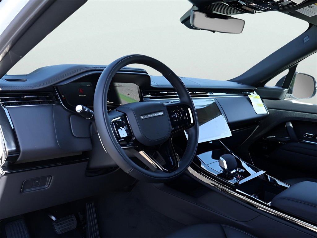 New 2025 Land Rover Range Rover Sport Dynamic SE image 13