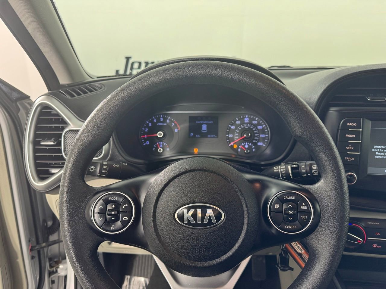 Used 2021 Kia Soul LX image 19