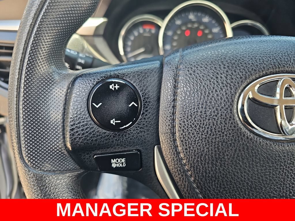 Used 2015 Toyota Corolla L FWD image 16