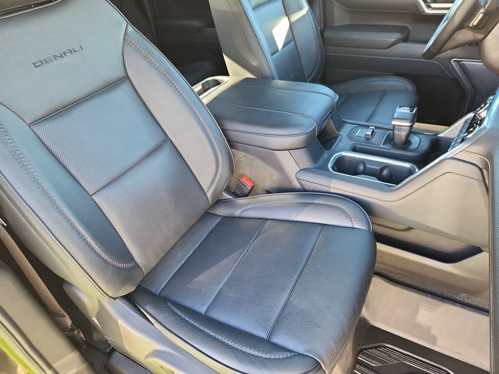 Used 2025 GMC Sierra 1500 Denali w/ Denali Reserve Package AWD/4WD image 14