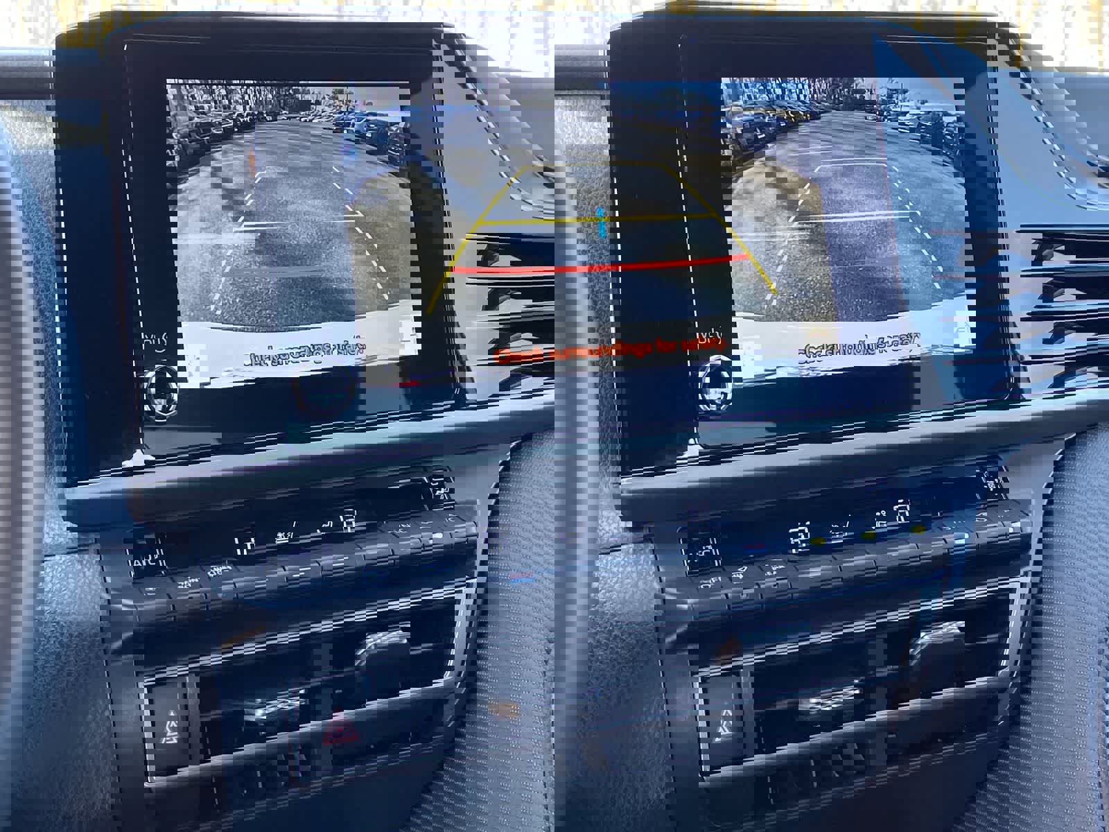 Used 2025 Toyota Camry SE image 30