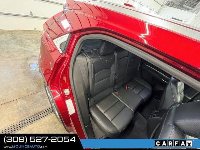 Used 2024 Cadillac XT4 Premium Luxury image 8