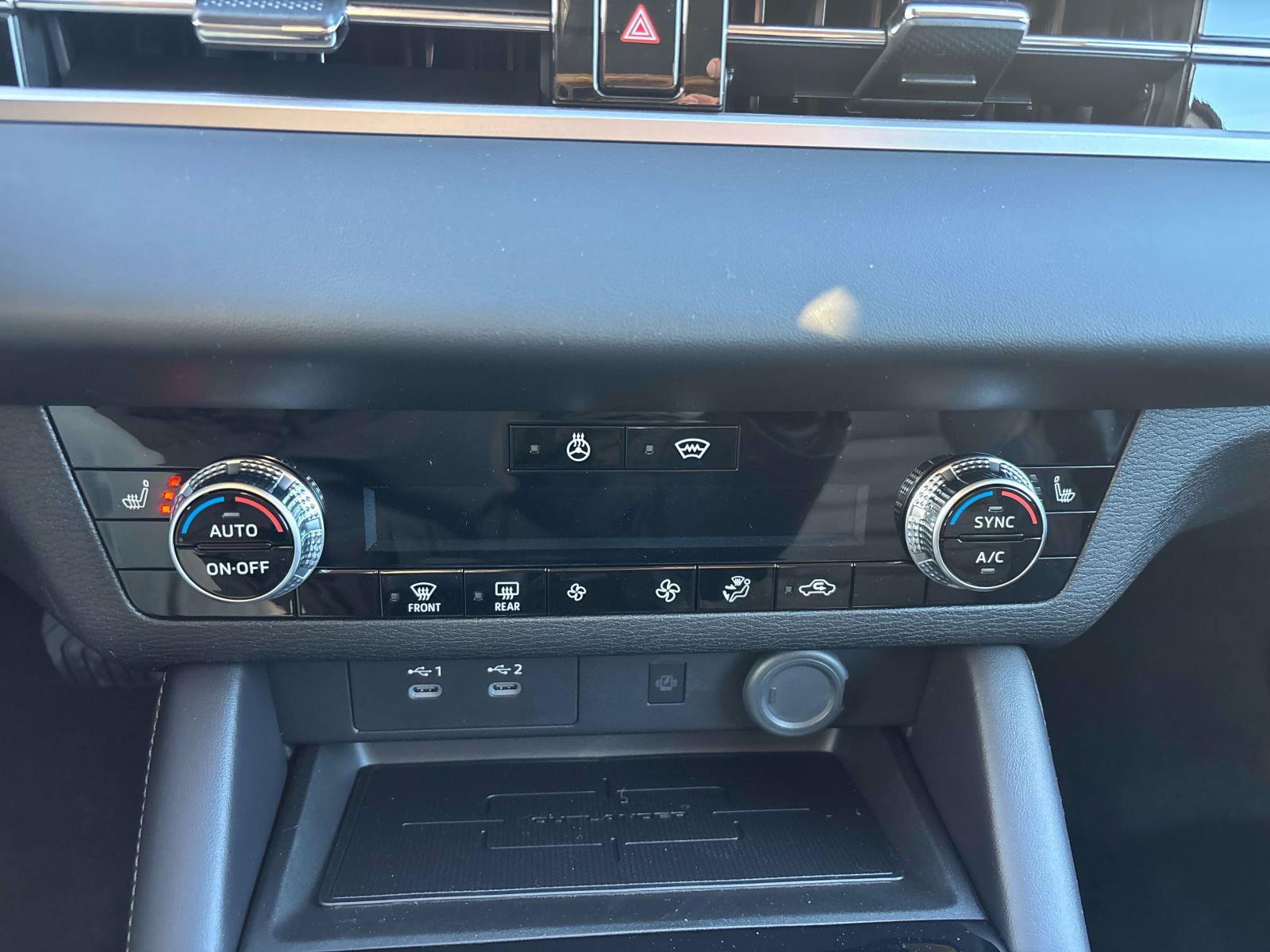 New 2026 Mitsubishi Outlander SE AWD/4WD image 10