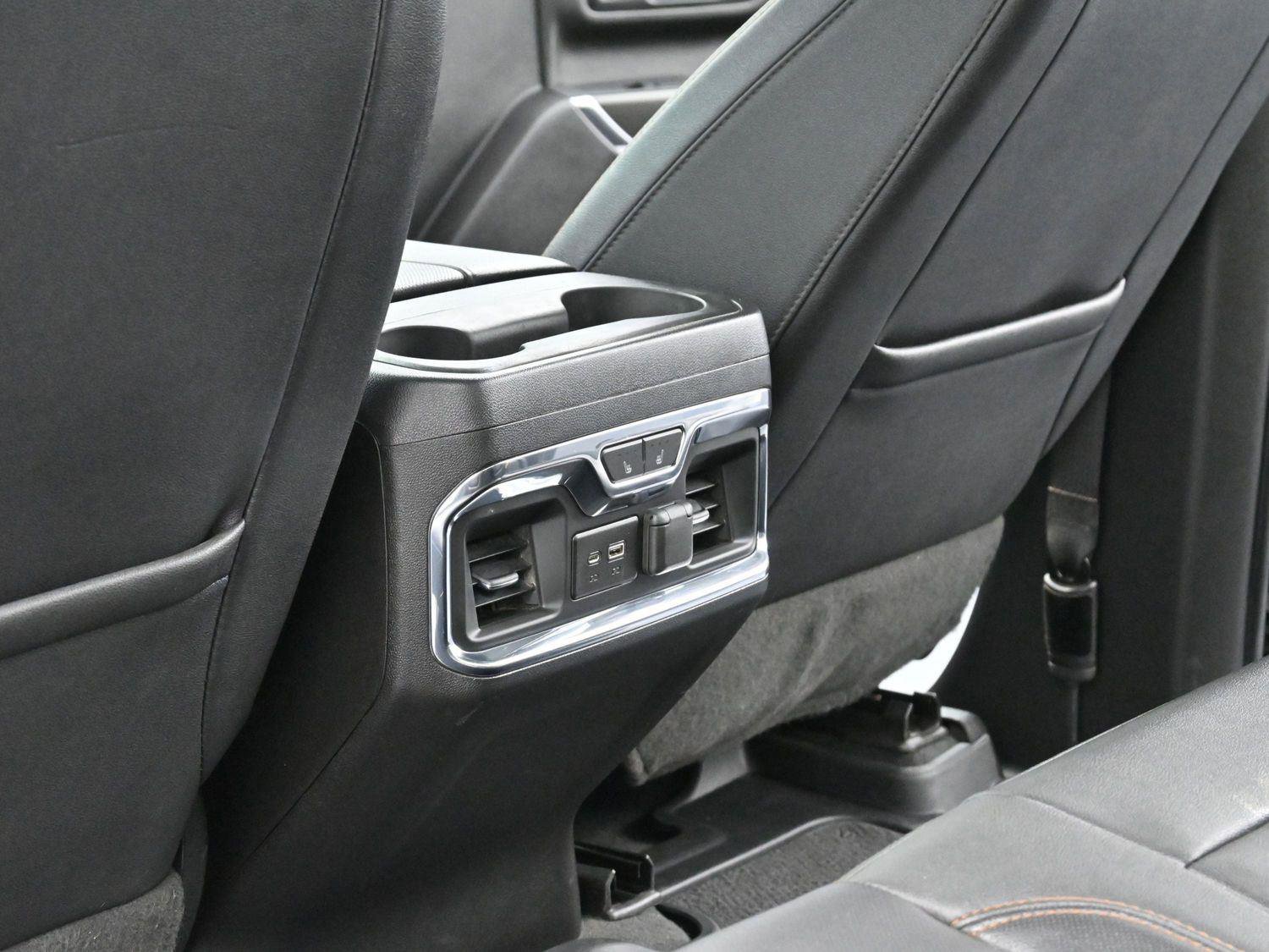 Used 2023 GMC Sierra 3500 AT4 w/ AT4 Premium Plus Package image 30