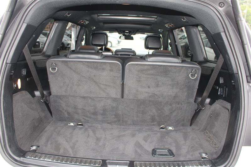 Used 2019 Mercedes-Benz GLS 550 4MATIC image 27