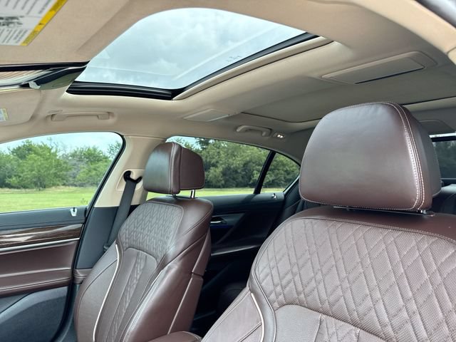 Used 2020 BMW 750i xDrive AWD/4WD image 22