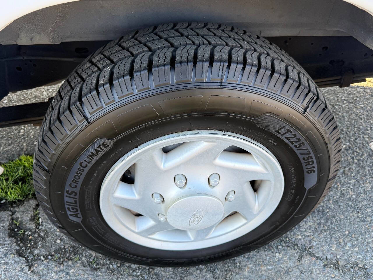 Used 2009 Ford E-150 and Econoline 150 RWD image 18