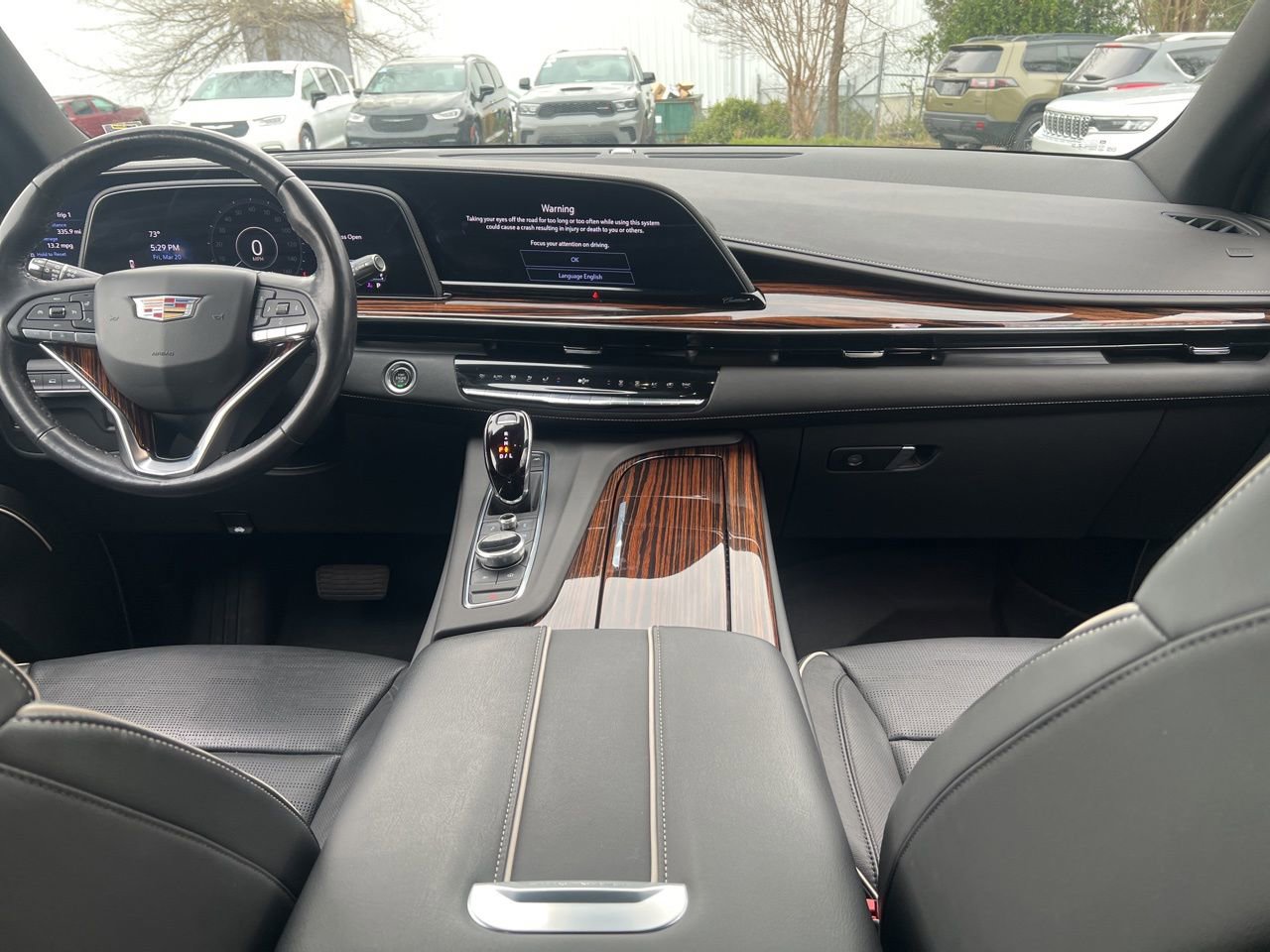 Used 2022 Cadillac Escalade Premium Luxury image 28