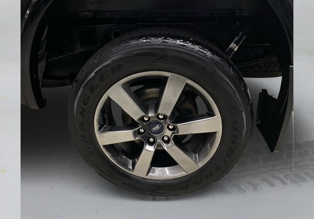 Used 2016 Ford F150 XLT w/ Equipment Group 301A Mid AWD/4WD image 18