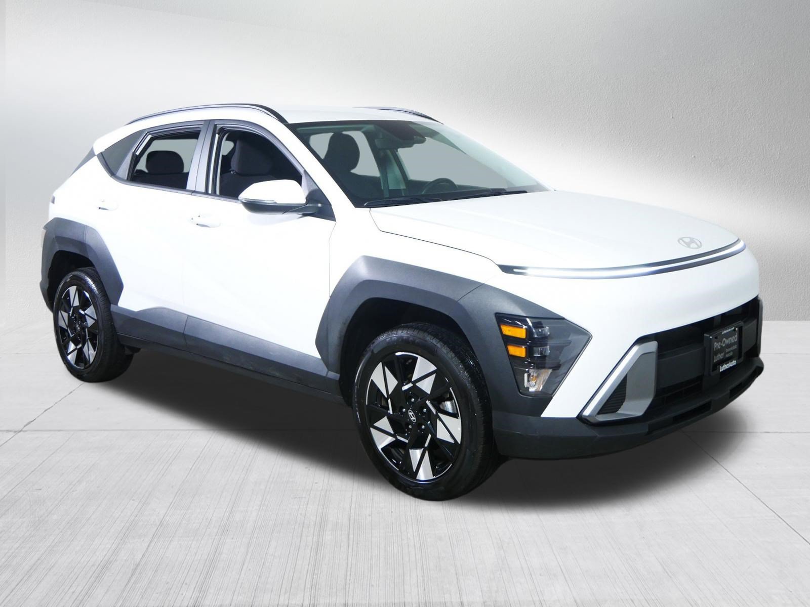Used 2025 Hyundai Kona SEL AWD/4WD image 1