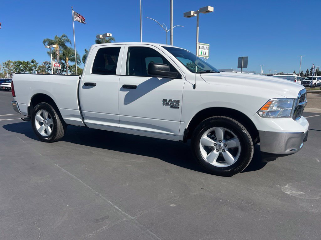 Used 2024 RAM 1500 Classic SLT AWD/4WD image 10