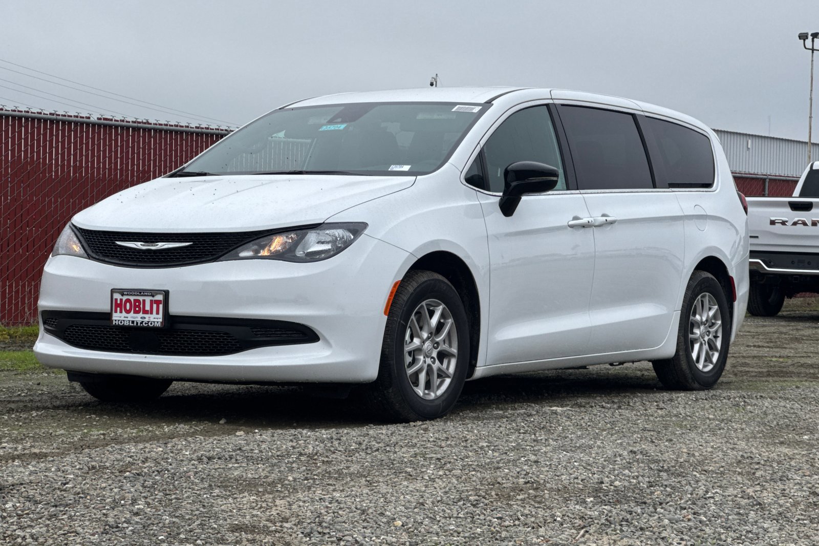 New 2026 Chrysler Voyager LX image 7