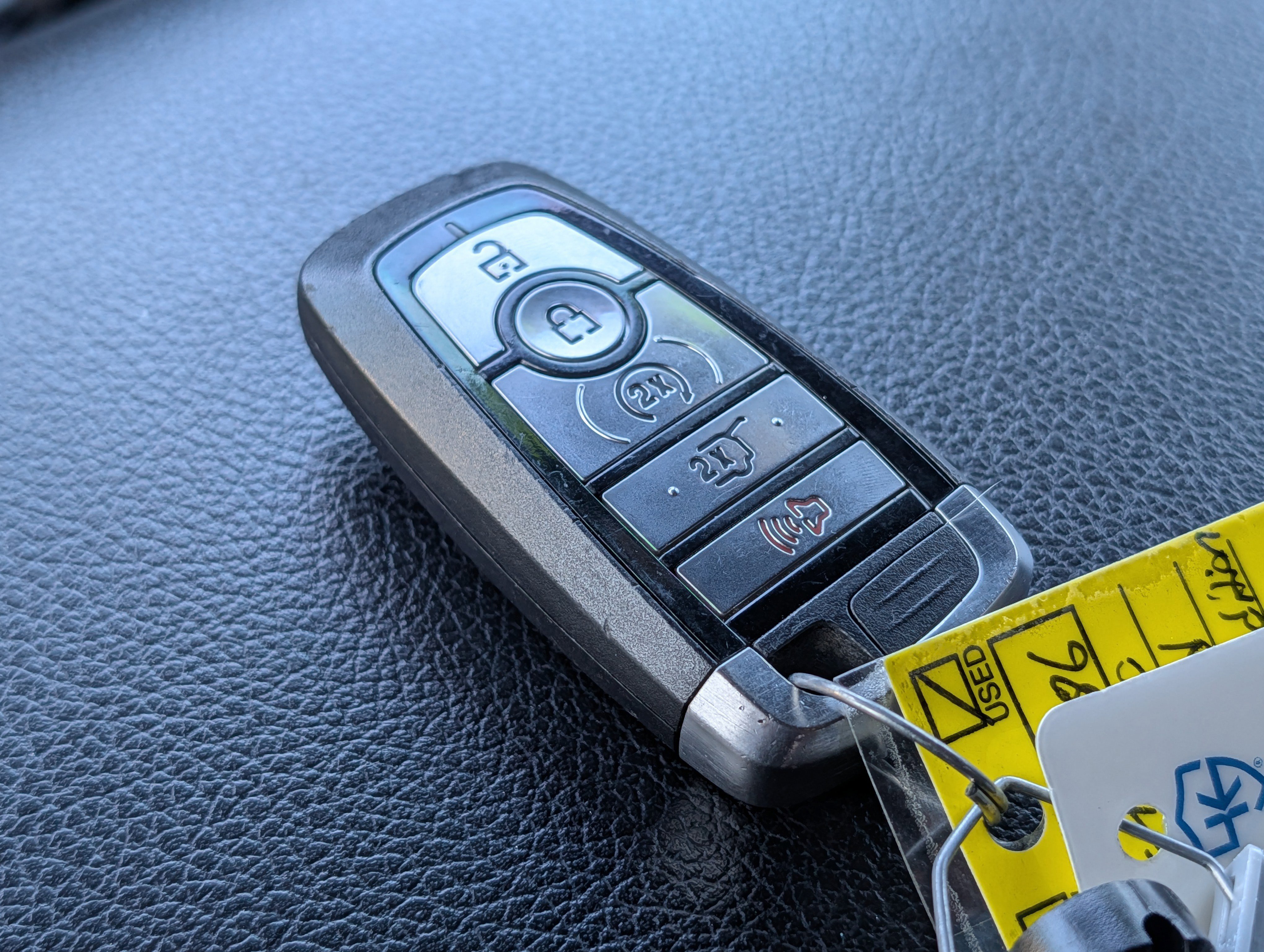 Used 2020 Ford Expedition XLT w/ Equipment Group 202A RWD image 39