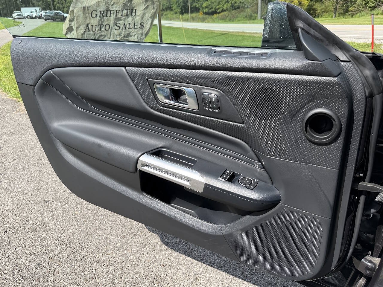 Used 2024 Ford Mustang GT Premium RWD image 17