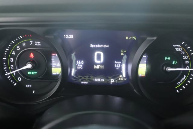 Used 2025 Jeep Wrangler Unlimited Sahara w/ Safety Group image 19