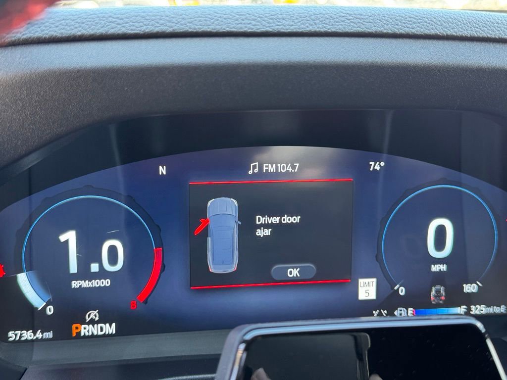 Used 2025 Ford Explorer ST w/ Sun And Sound Package image 21