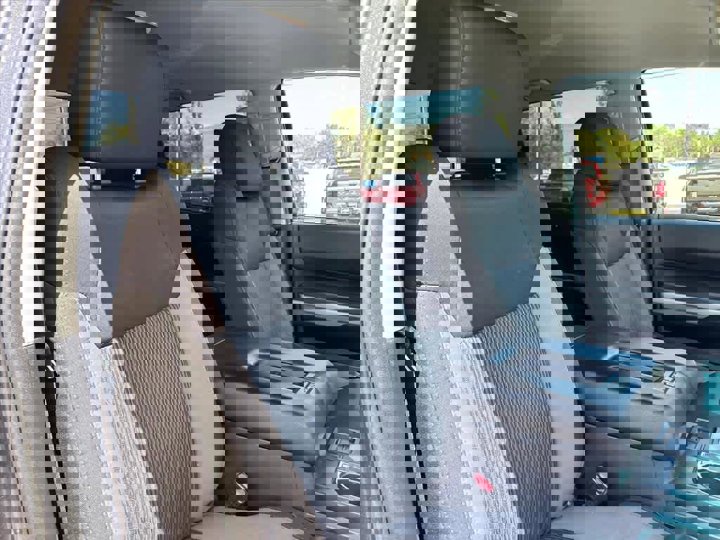 Used 2017 Toyota Tundra SR5 AWD/4WD image 6