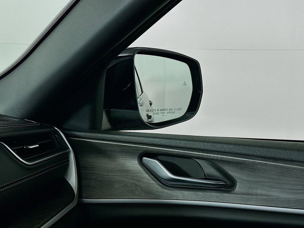 Certified 2025 Jeep Grand Cherokee Limited image 29