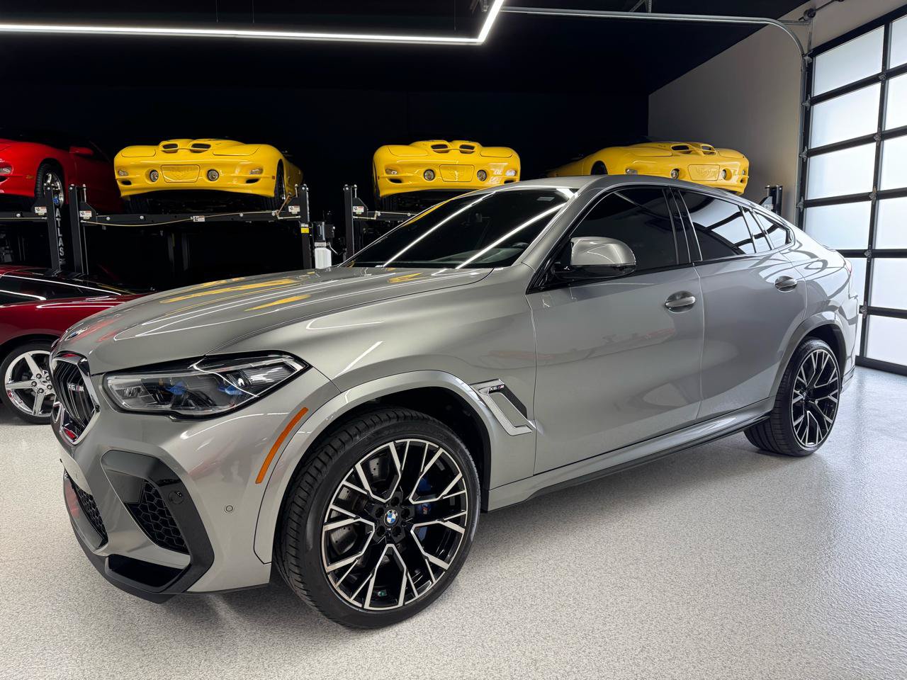 Used 2021 BMW X6 M w/ Executive Package AWD/4WD image 7