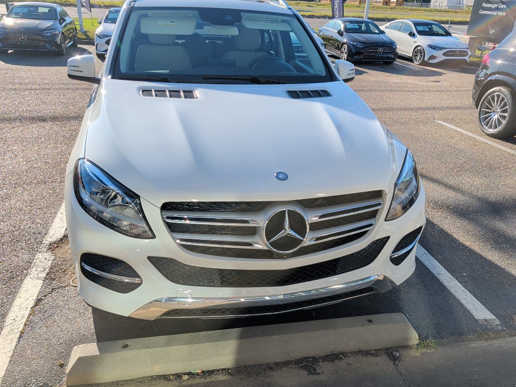 Used 2017 Mercedes-Benz GLE 350 image 3