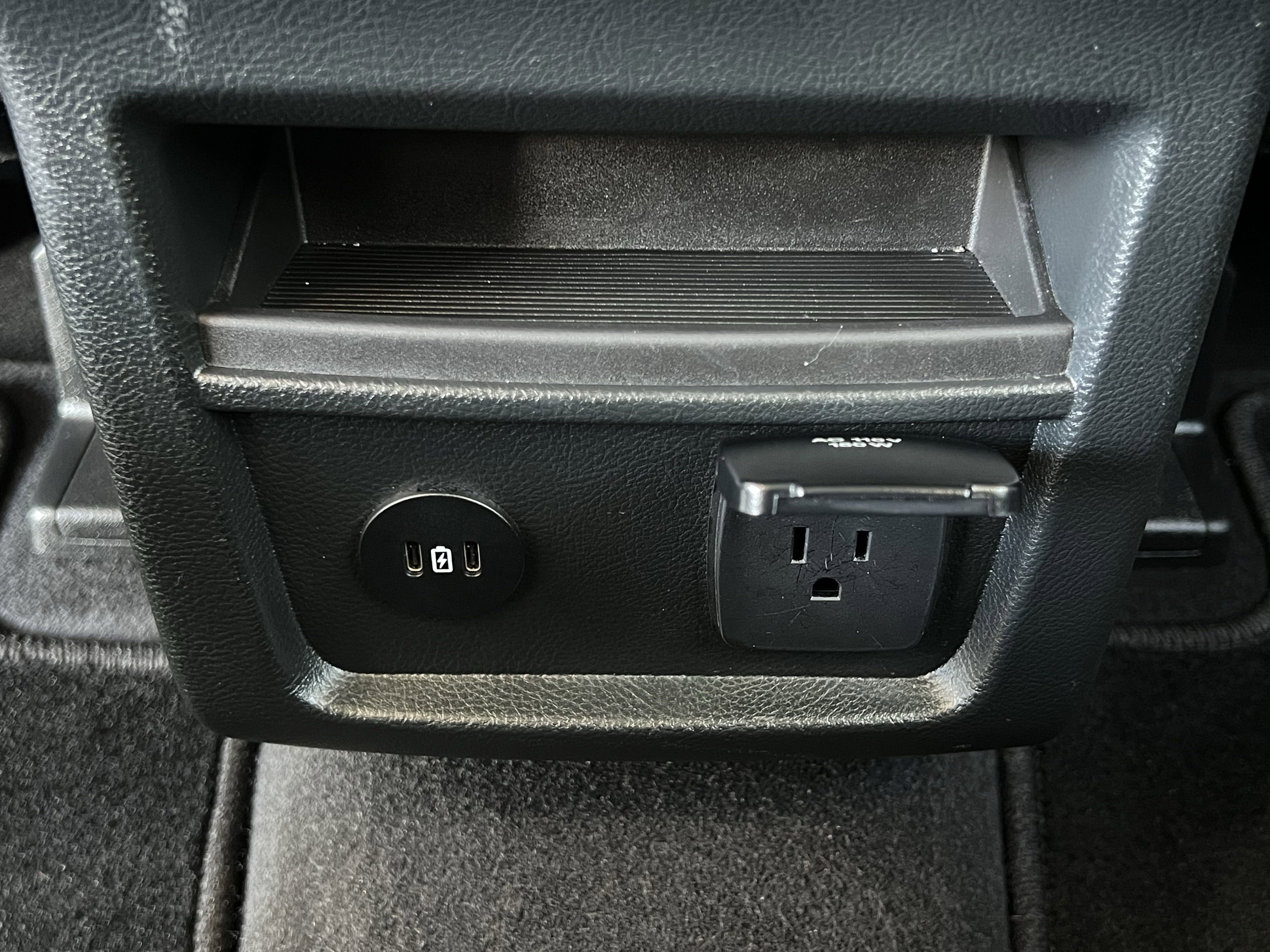 Used 2024 Ford Edge SEL w/ Convenience Package image 44