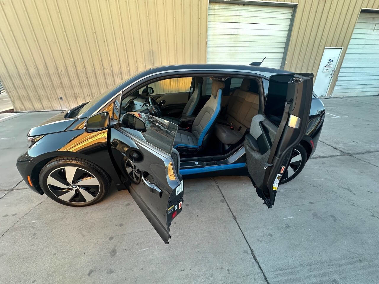 Used 2018 BMW i3 Base 4dr Hatchback RWD image 13