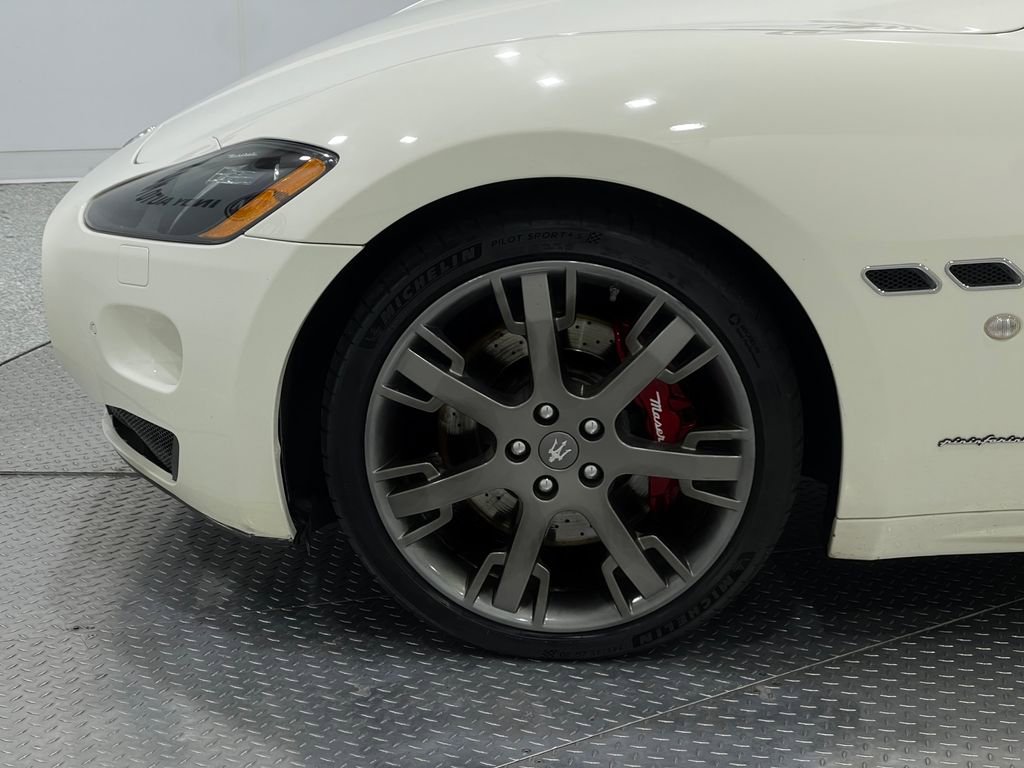 Used 2017 Maserati GranTurismo Convertible image 29