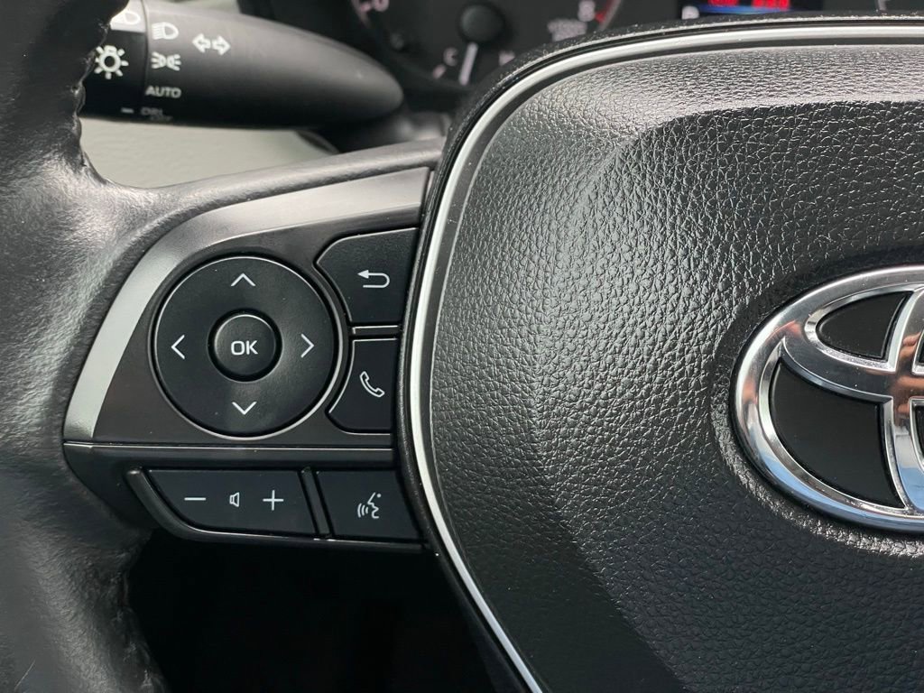 Used 2023 Toyota Corolla Cross LE FWD image 15